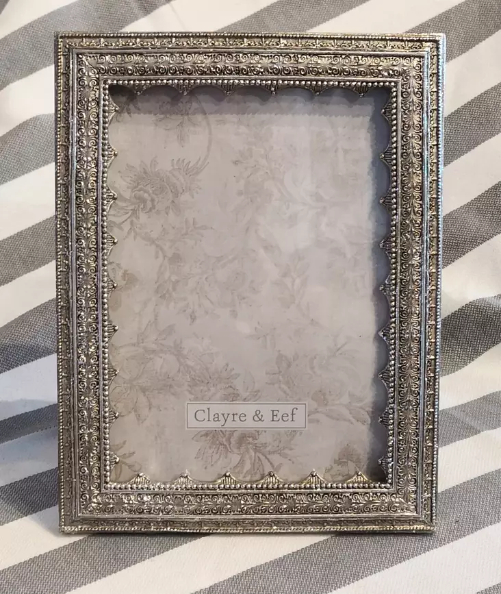 Valokuvakehys "pitsireuna" hopeanvärinen - Valokuvakehykset - 8717459149830 - 1