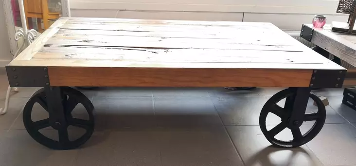 Nordal kahvipöytä junapyörillä - Huonekalut - 7003 - 1