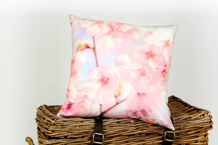 Kukkatyyny - Tyynyt ja tyynynpäälliset - 6416906648675 - 1