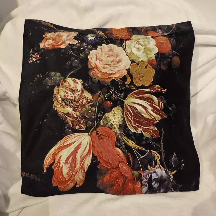 Koristetyynynpäällinen mustapohja kukat - Tyynyt ja tyynynpäälliset - 8717459696518 - 1