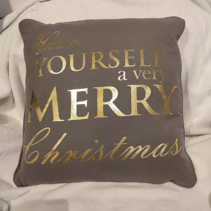 Winteria tyyny joulutekstillä - Tyynyt ja tyynynpäälliset - 6410413342088 - 1